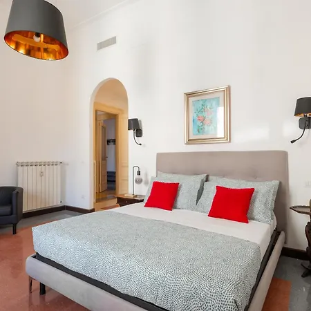 La Stella By Hostand